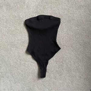 Out From Under Black Ribbed Tube Top Bodysuit Size Small